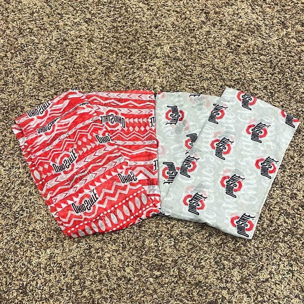 2 Ohio State Scarves